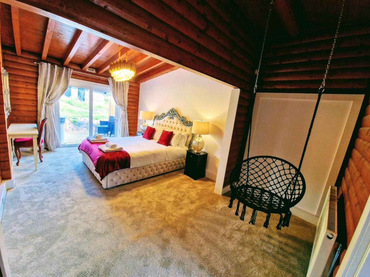 Balnald Kaoglen-Spruce-Hot Tub-Forrest Setting-Pet Friendly 빌라 외부 사진