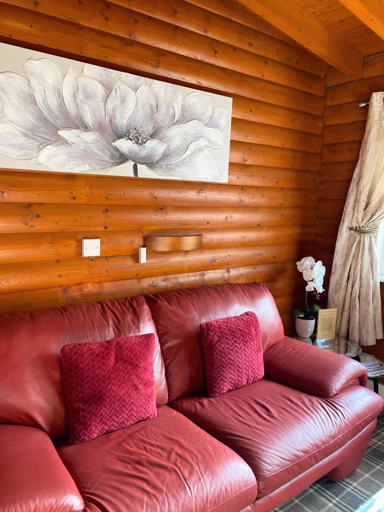 Balnald Kaoglen-Spruce-Hot Tub-Forrest Setting-Pet Friendly 빌라 외부 사진